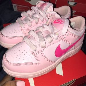 Pink nike dunks